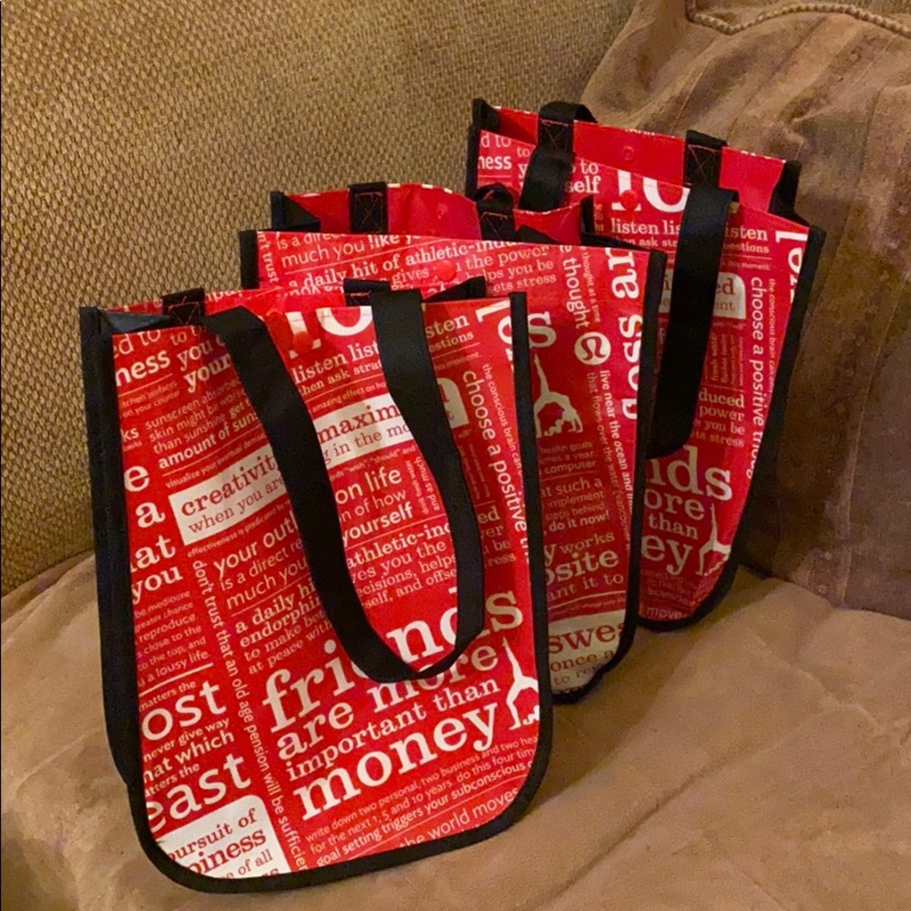 Bundle 3 bags for $5 only! Lululemon New ni stains